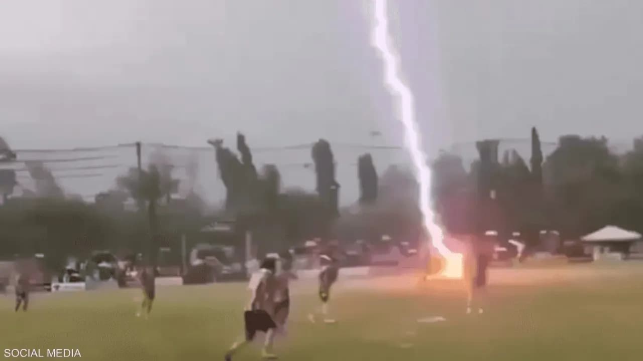 Lightning kills in stadium accident