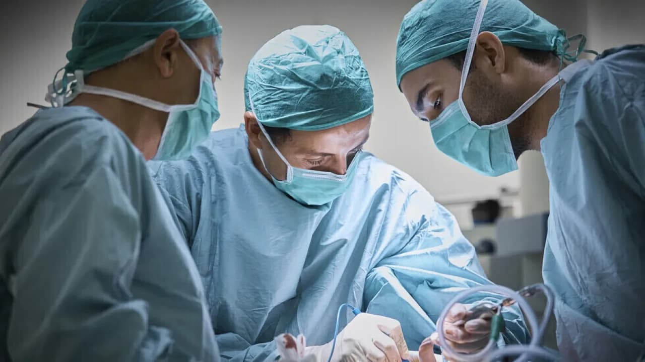 عملية نوعية في الكرك لاستئصال ورم دماغي خطير