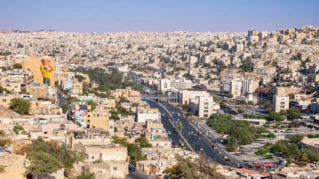 Jordan舒erate weather today, hot front tomorrow