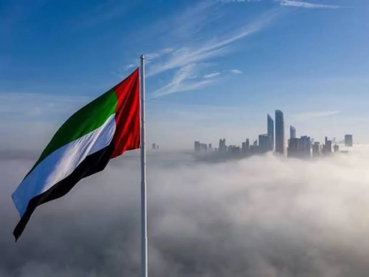 إلغاء إقامات مصريين في الإمارات خلال العطلة