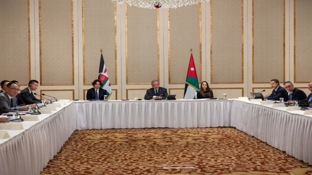 الملك: الأردن بوابة للأسواق العالمية