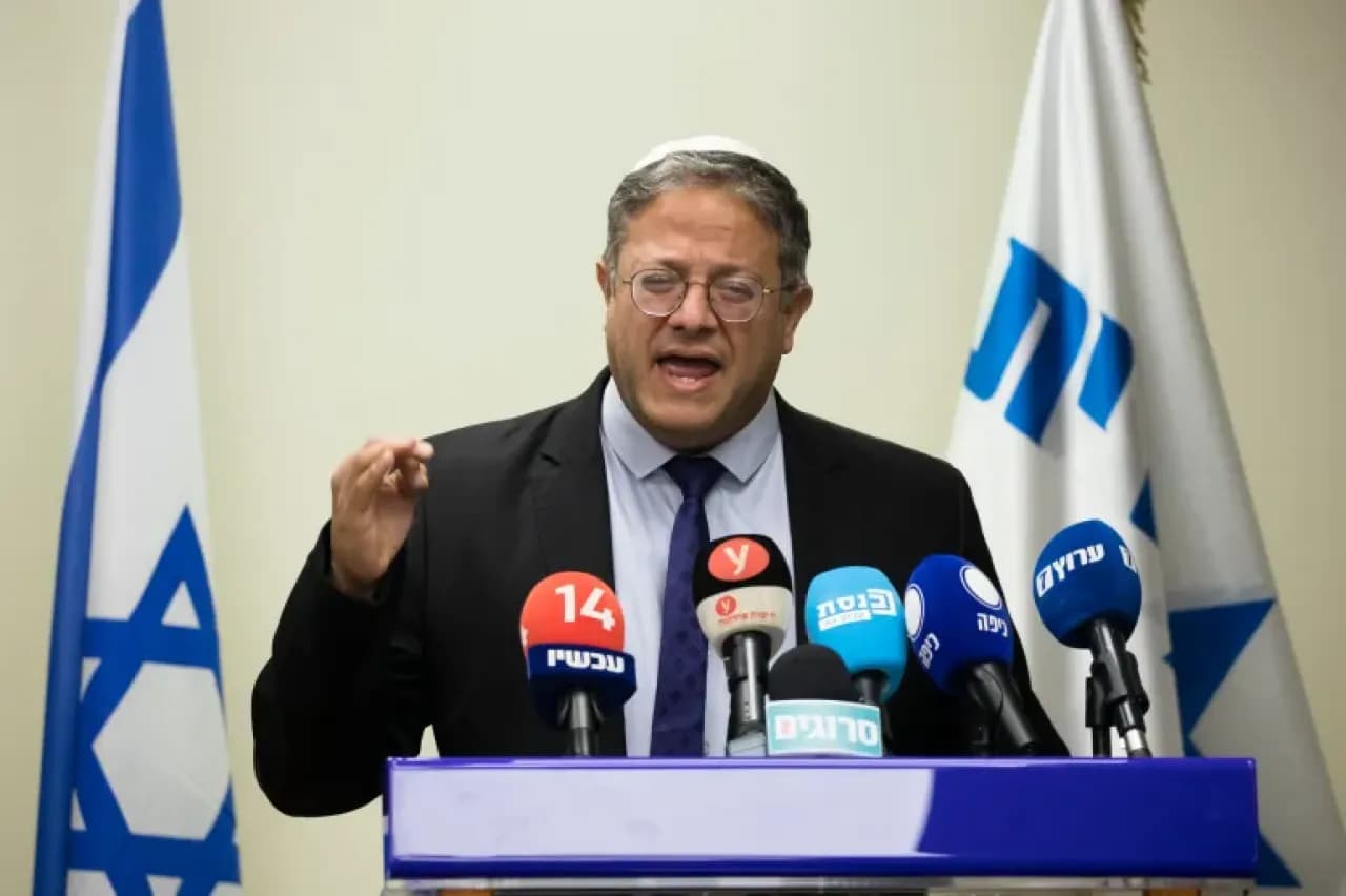 Ben Gvir visits Palestinian female prisoners