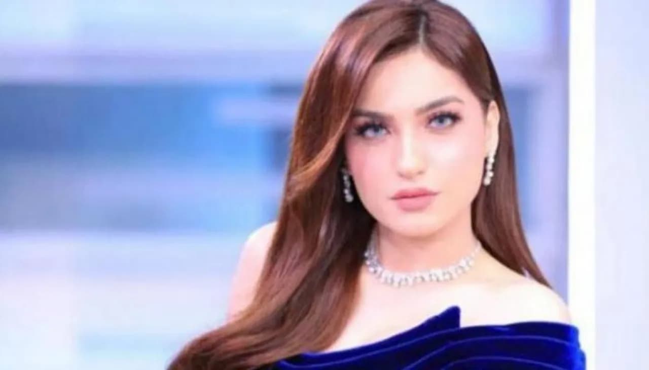 ياسمين عز ترد على شائعة وغضبها