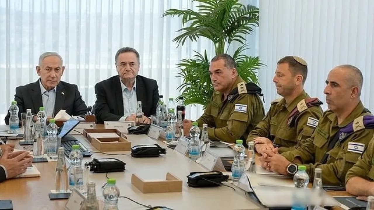Netanyahu reviews security as West Bank tensions rise