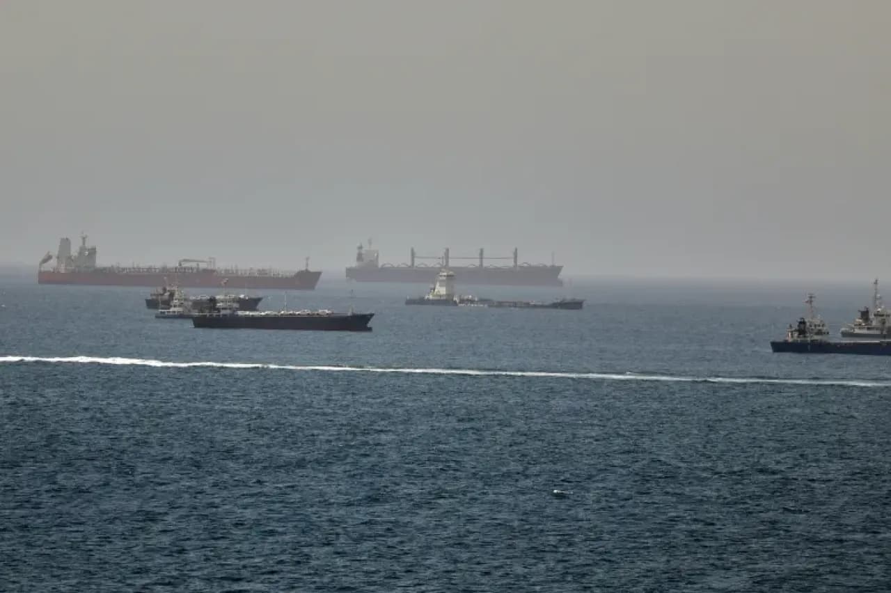 Trump claims Strait of Hormuz as US area