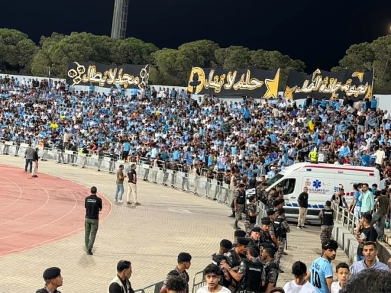 Crowd and tickets present, but organization lacking in Cup Winners' final