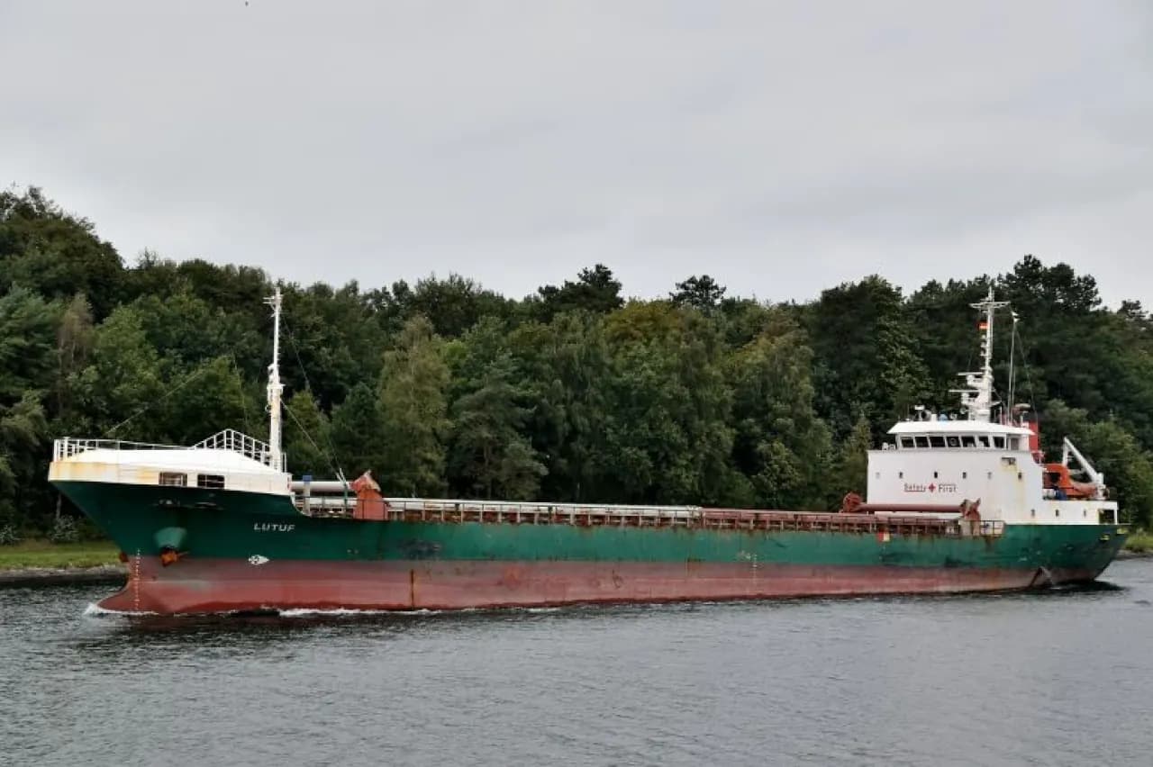 Somali and Turkish forces free hijacked ship after 10 days