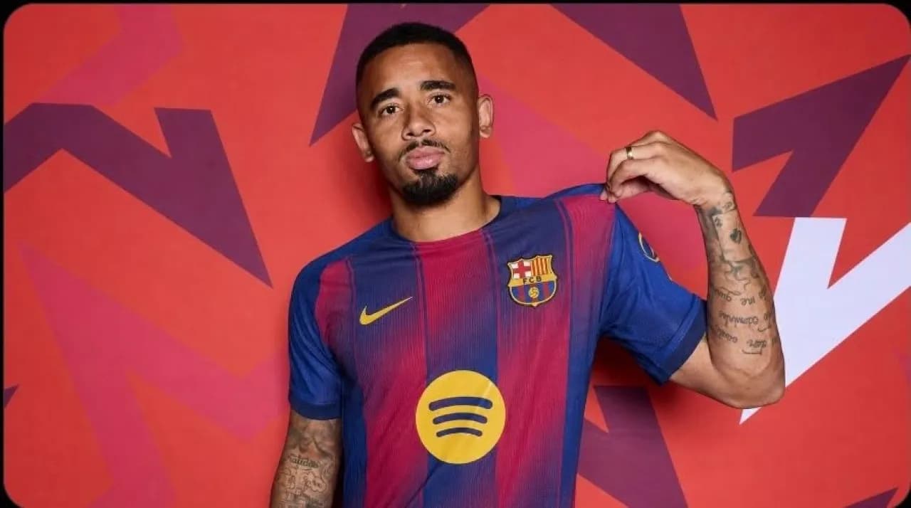 برشلونة يتعاقد مع جيسوس