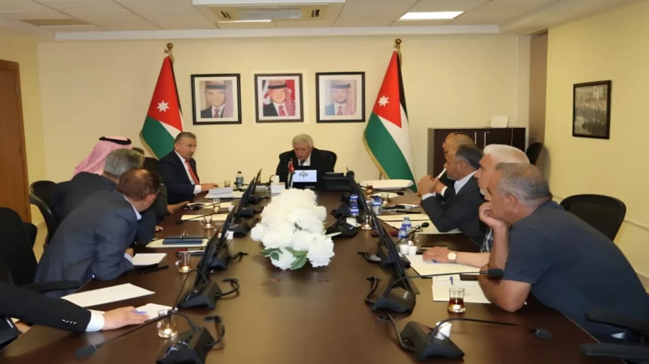 Al-Qatamin: Modernizing trucking sector doesn’t mean abandoning it