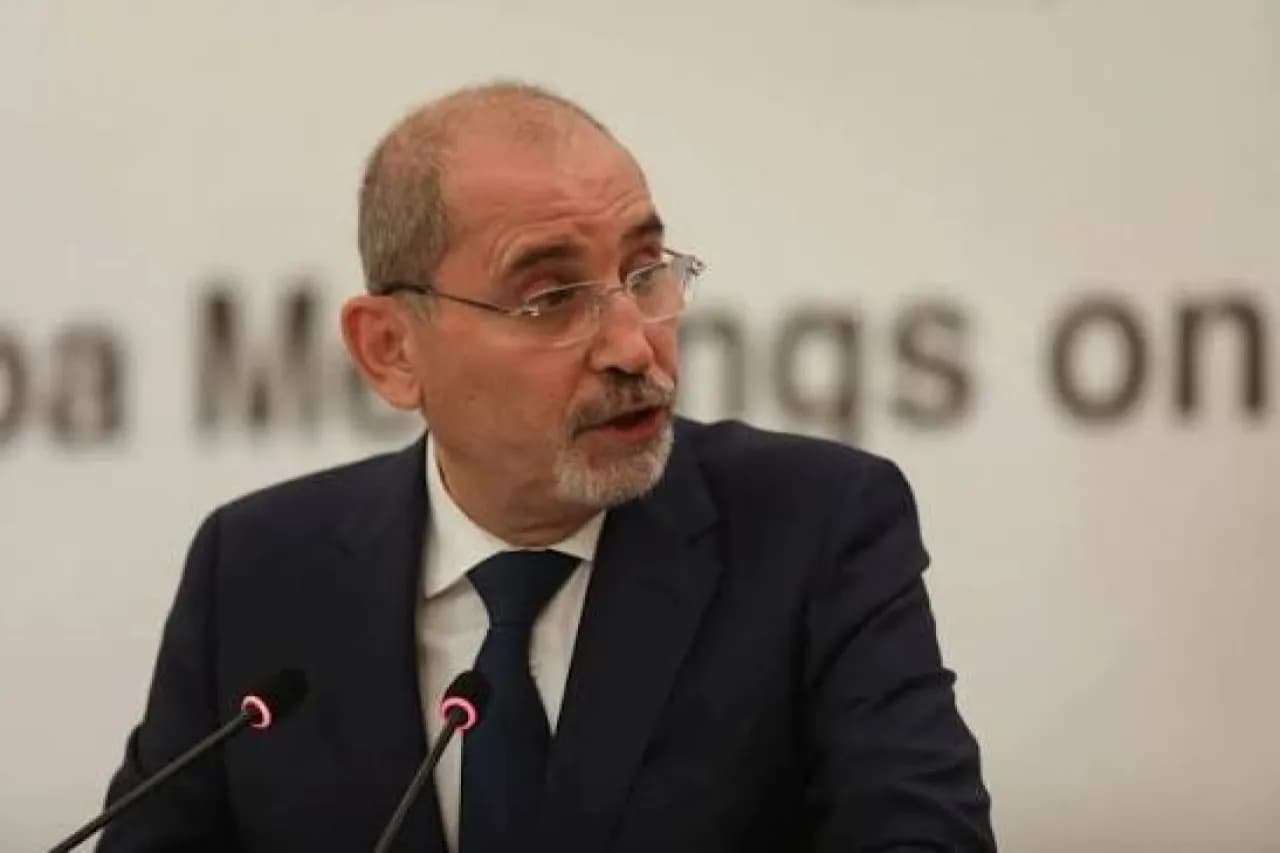 الصفدي: تواجد أمريكا في الأردن باتفاق دفاعي