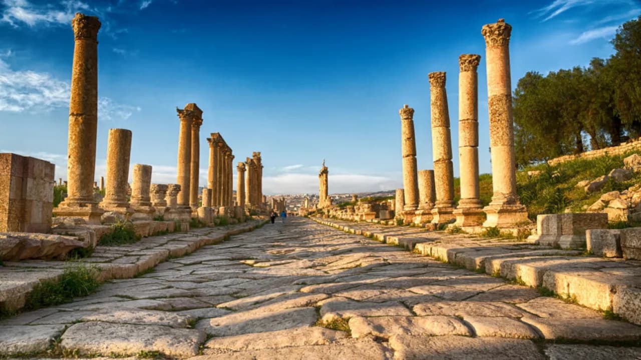 طقس معتدل السبت وارتفاع الحرارة الاثنين