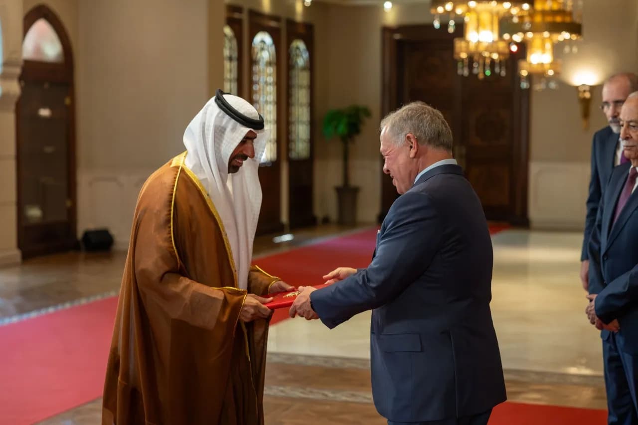 The King Receives New Ambassadors