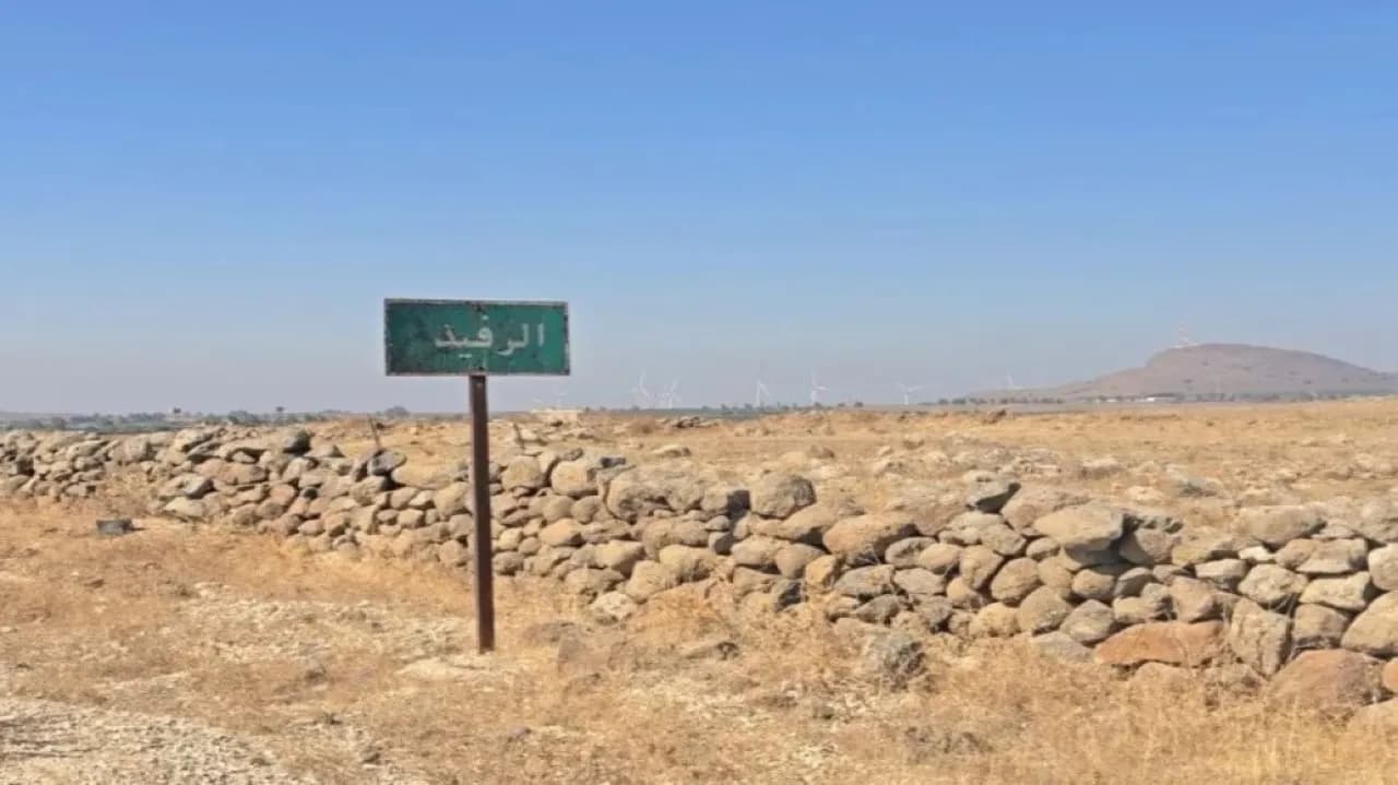 Israeli patrol advances into Refid