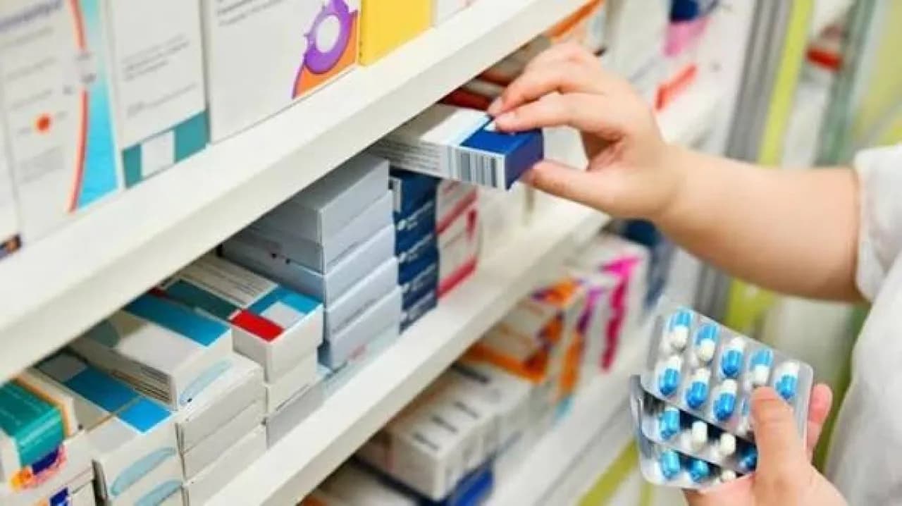 Pharmacists' Syndicate urges strict rules for electronic drug delivery