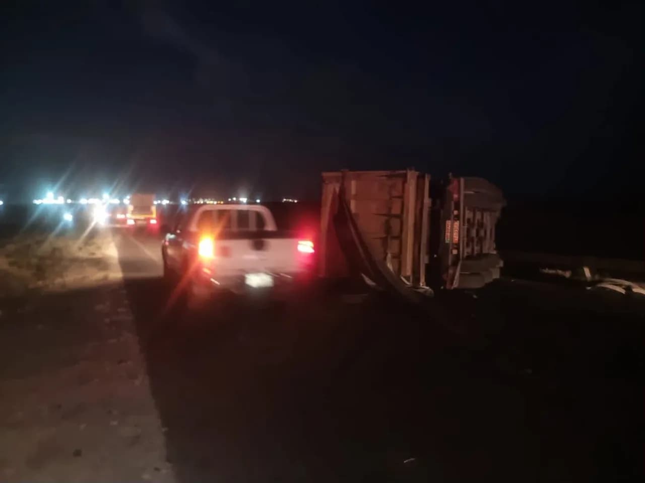 Collision blocks desert road to Amman