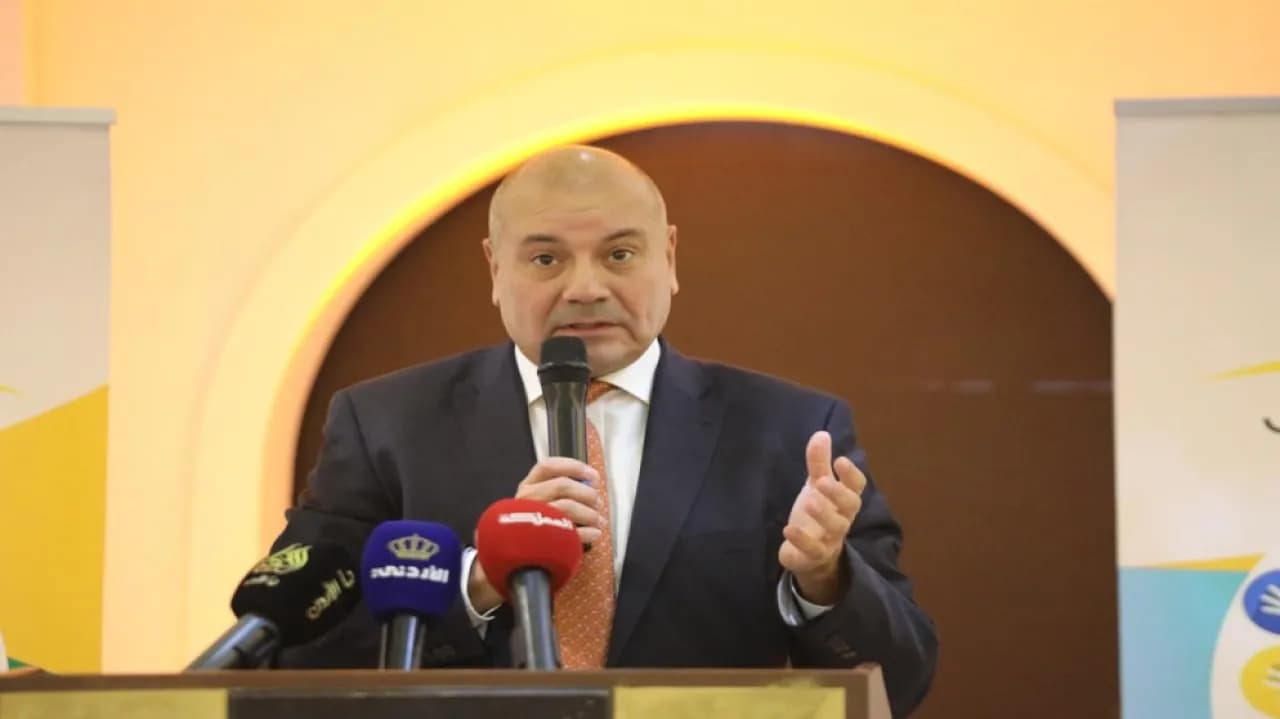 الملك العودات يؤكد التقدم في الإصلاح السياسي