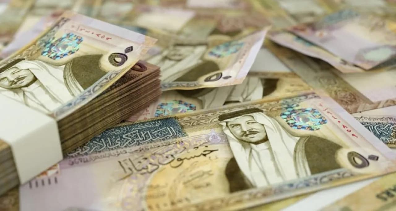 أردني يخطب سبع فتيات ويقنعهن بقروض