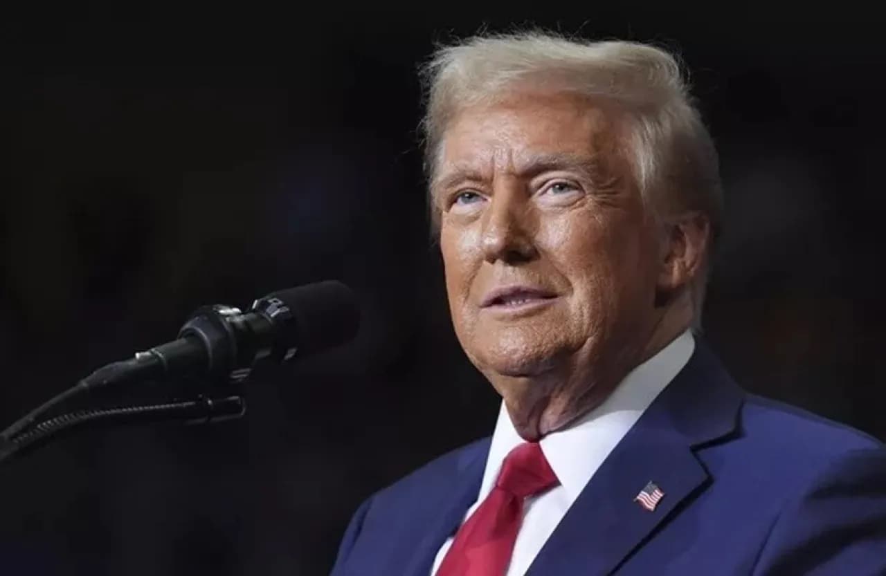 Trump criticizes protesters interrupting speech