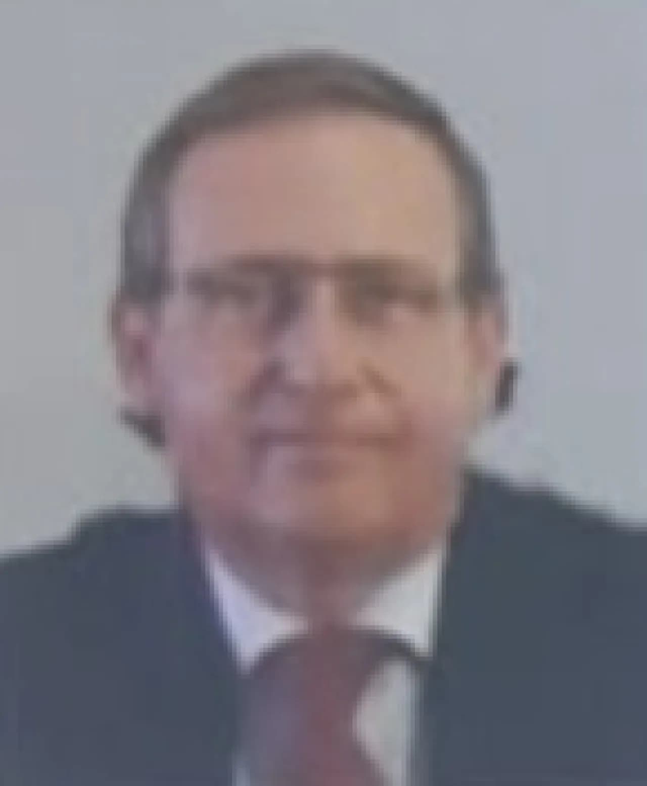 Royal decree appoints Dr. Yasin Al-Khiyat to Senate