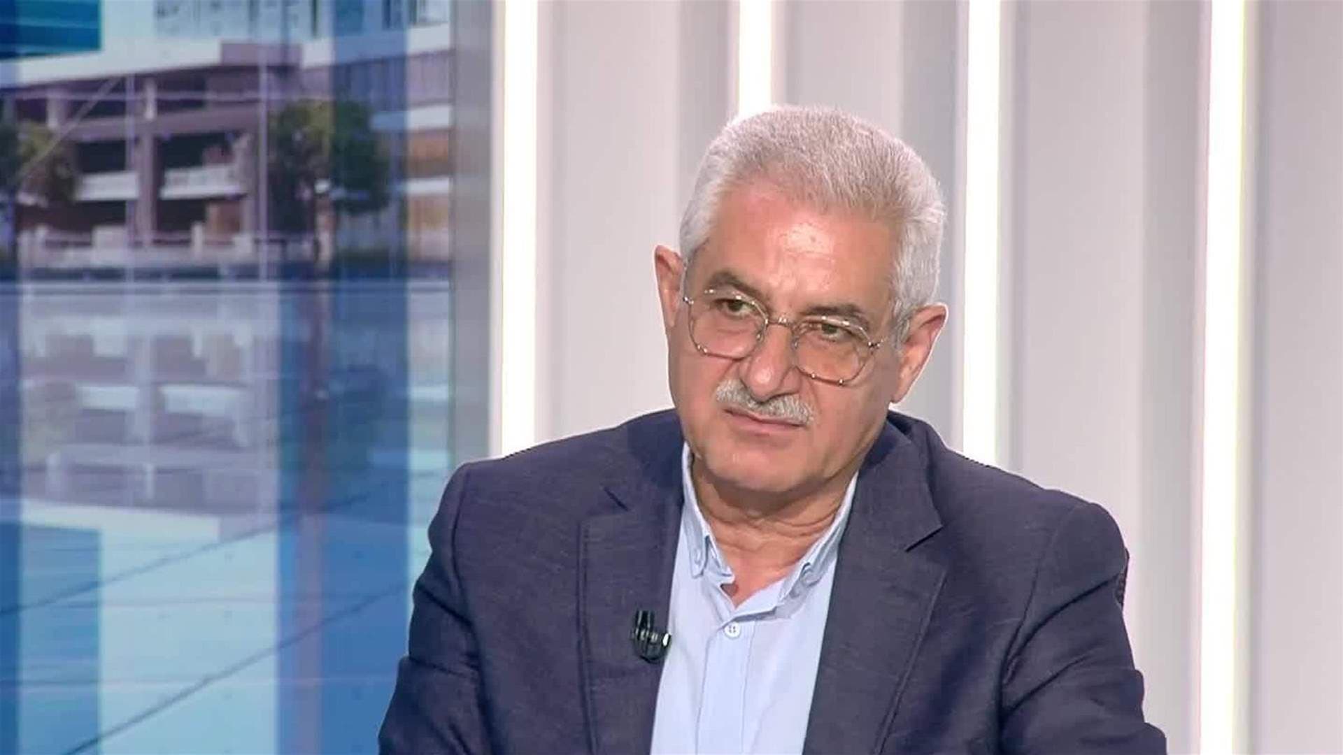 سجيع عطية يوضح قرب مطار القليعات