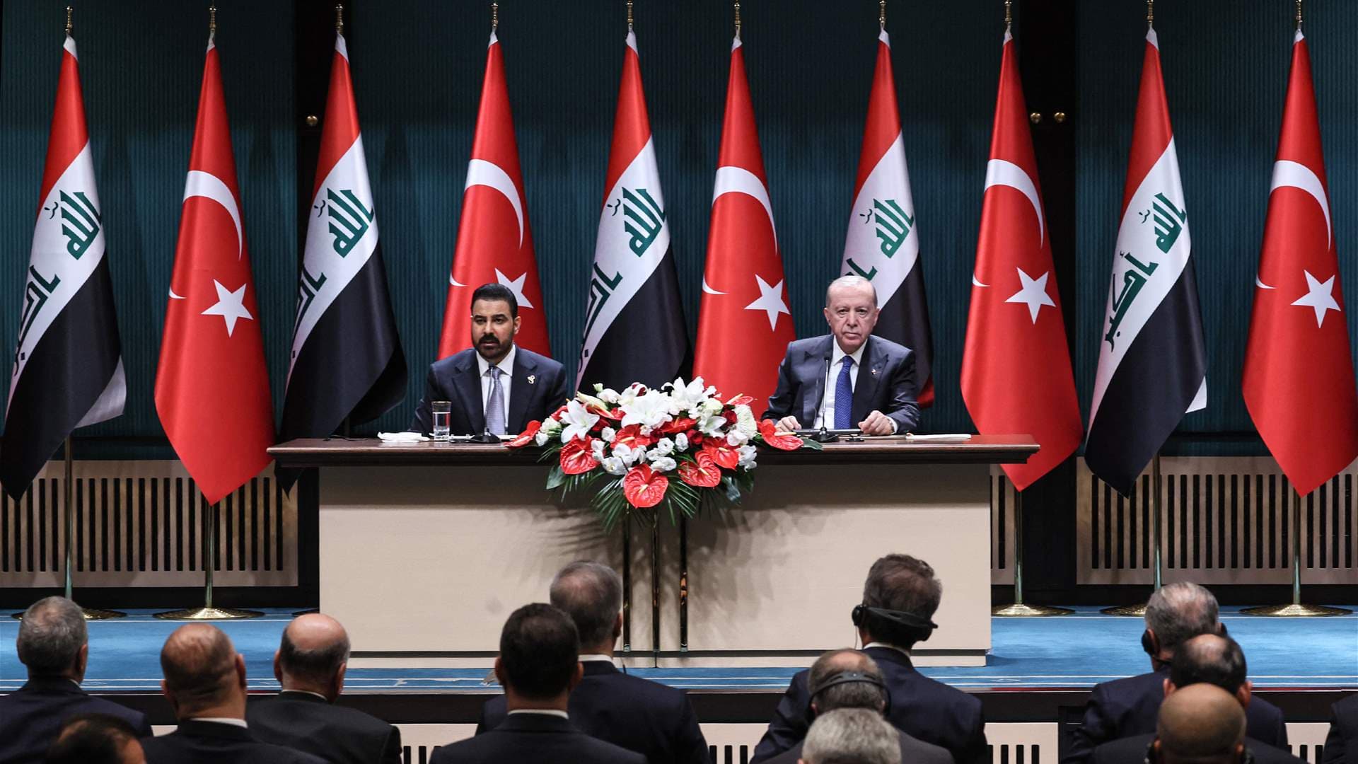عراق وتركيا يوقعان ثلاث مذكرات تفاهم