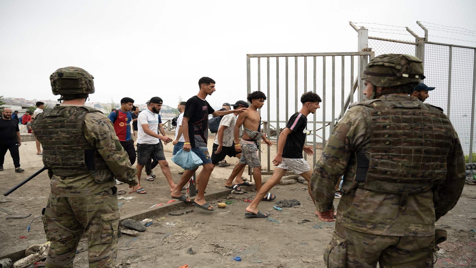 Spanish officials report 37500 migrants return from Ceuta