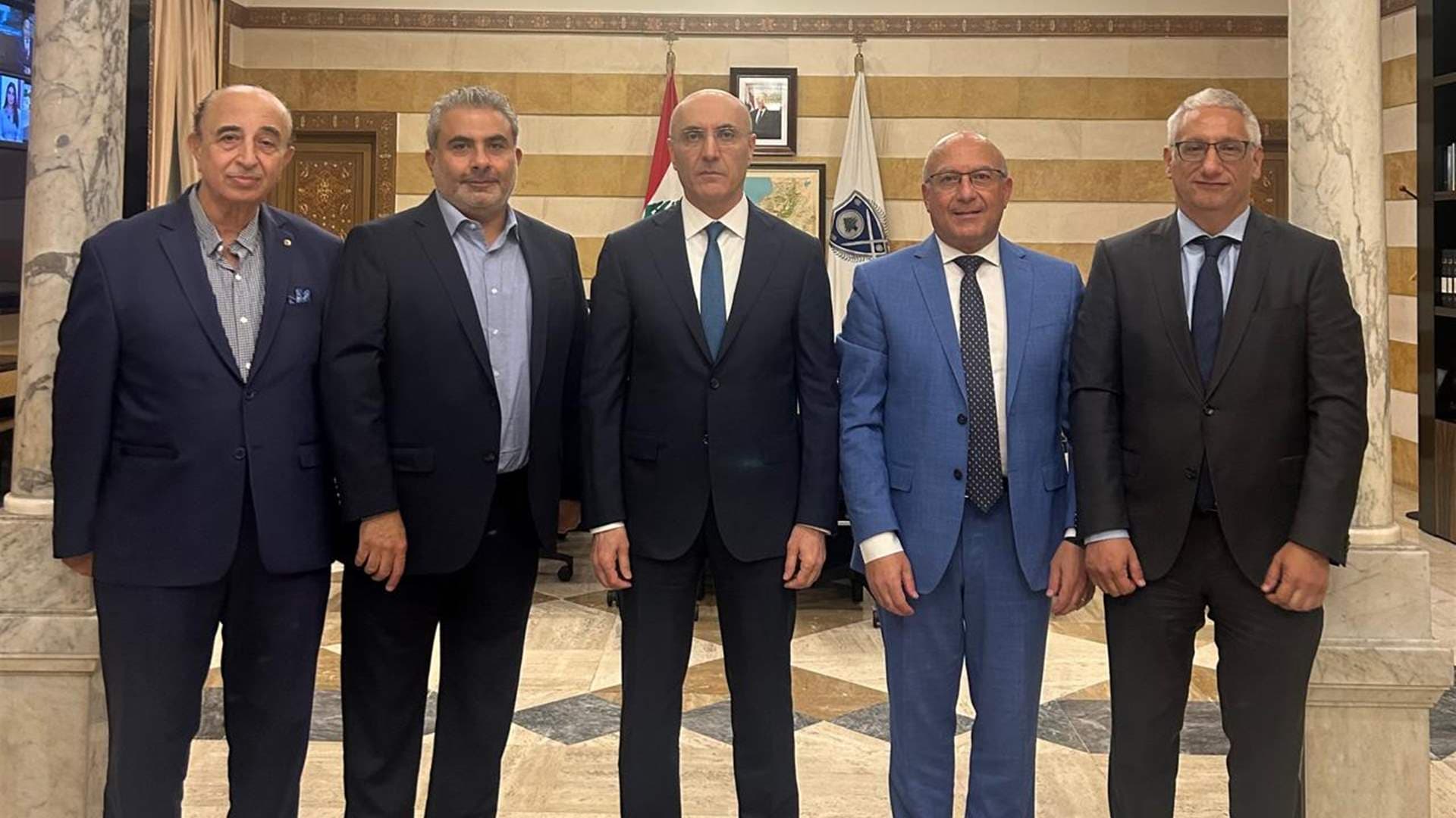 Health leaders meet Al-Hajjar over fake healthcare workers