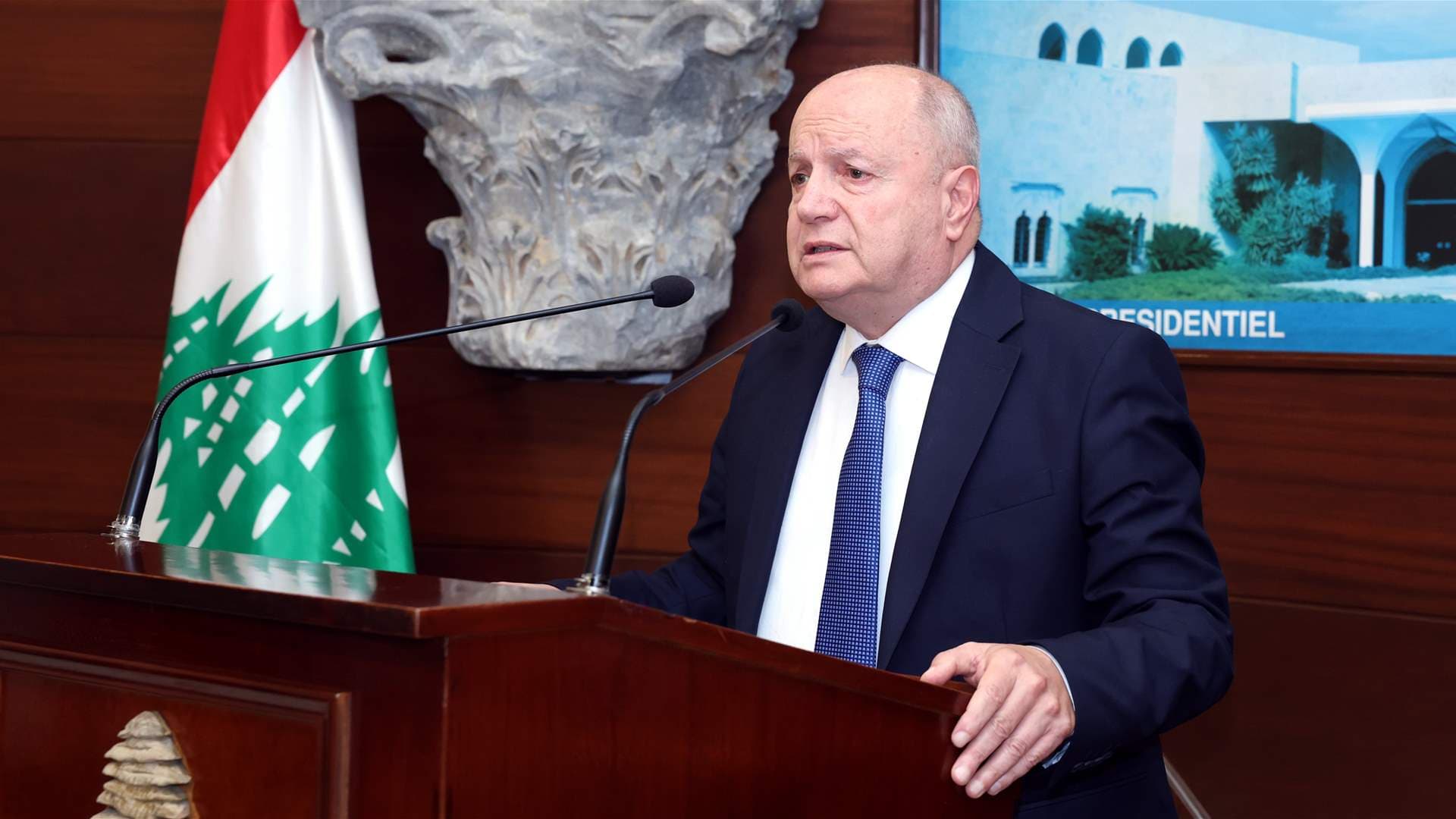 Al-Asmar Calls for Economic Oversight