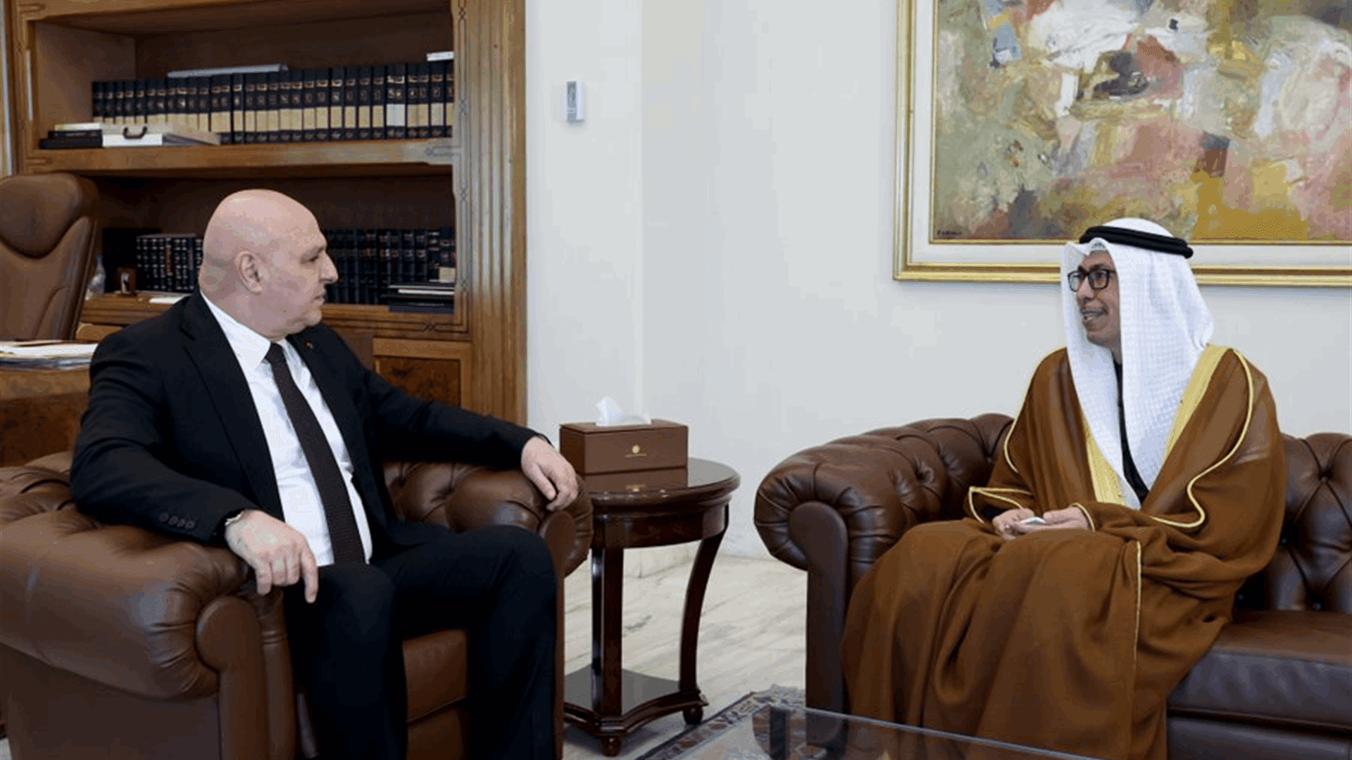 عون يبحث مع سفير الإمارات