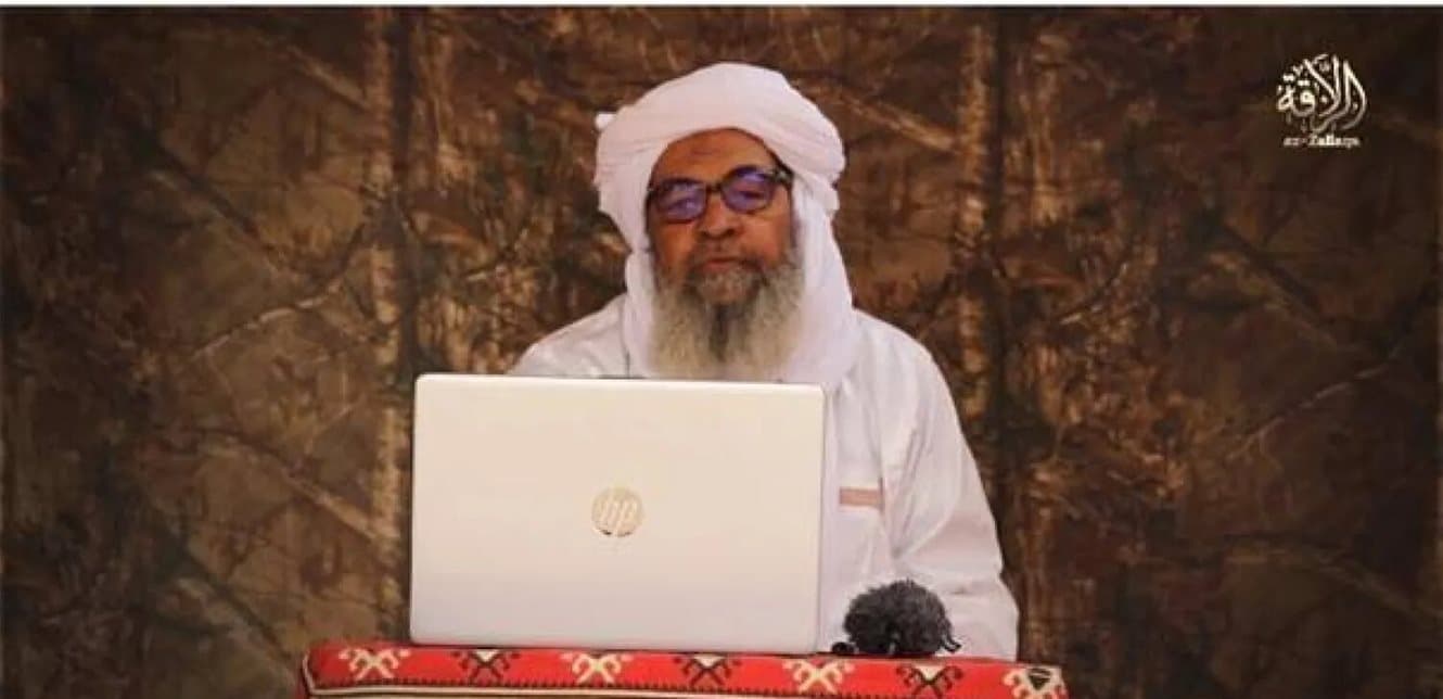 مالي تقدم مكافأة للقبض على قائد القاعدة في الساحل