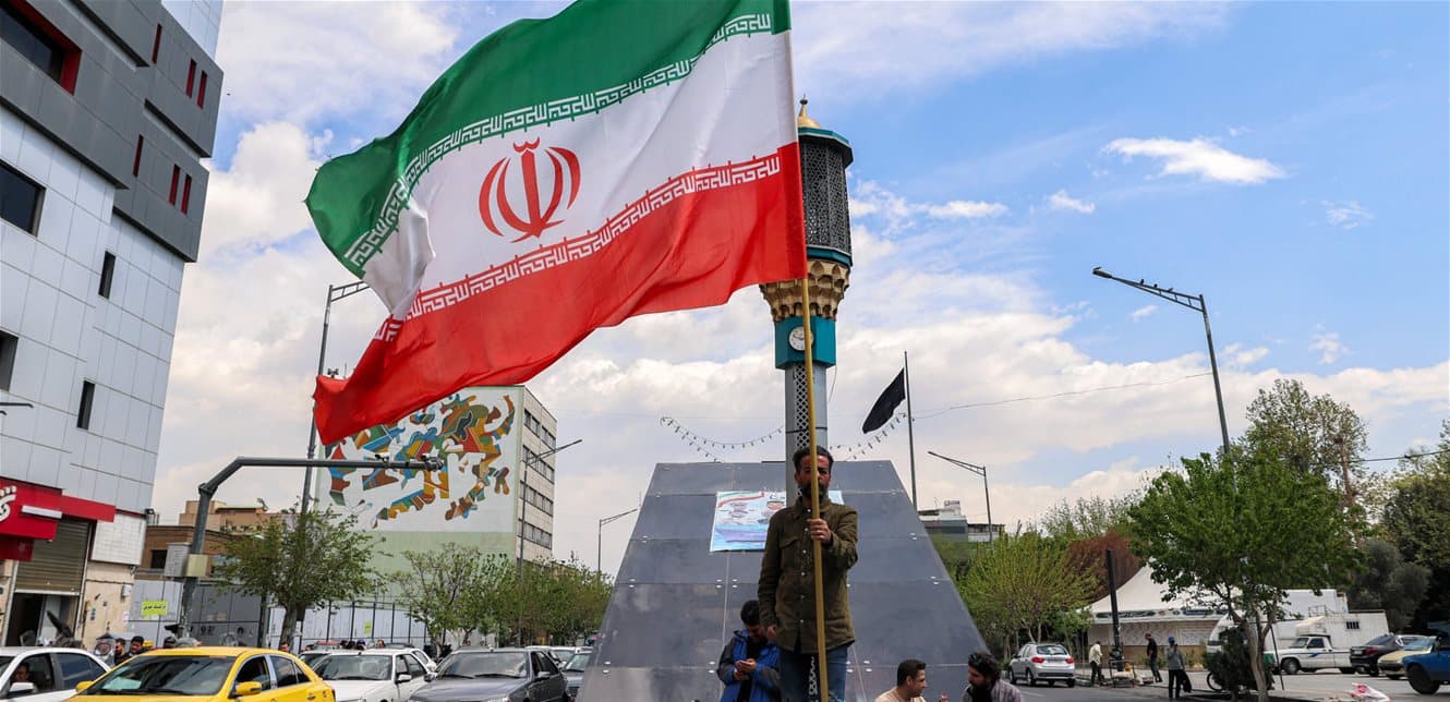 اتساع الانقسام داخل دوائر صنع القرار في طهران.. صحيفة أميركية تكشف