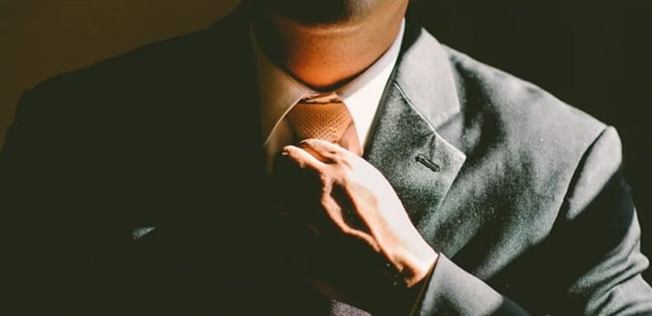 نائب يعبر عن استياءه من الوضع