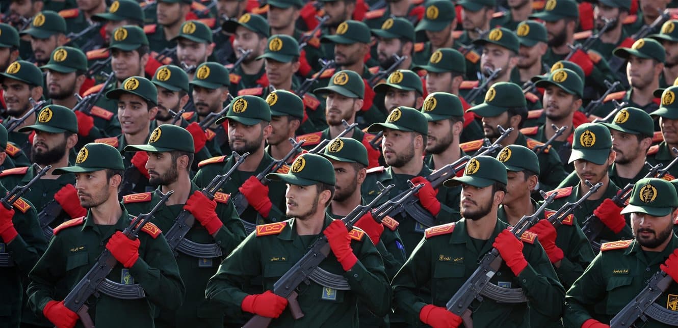 وزير يمني يوضح دعم الحرس الثوري للحوثي في باب المندب