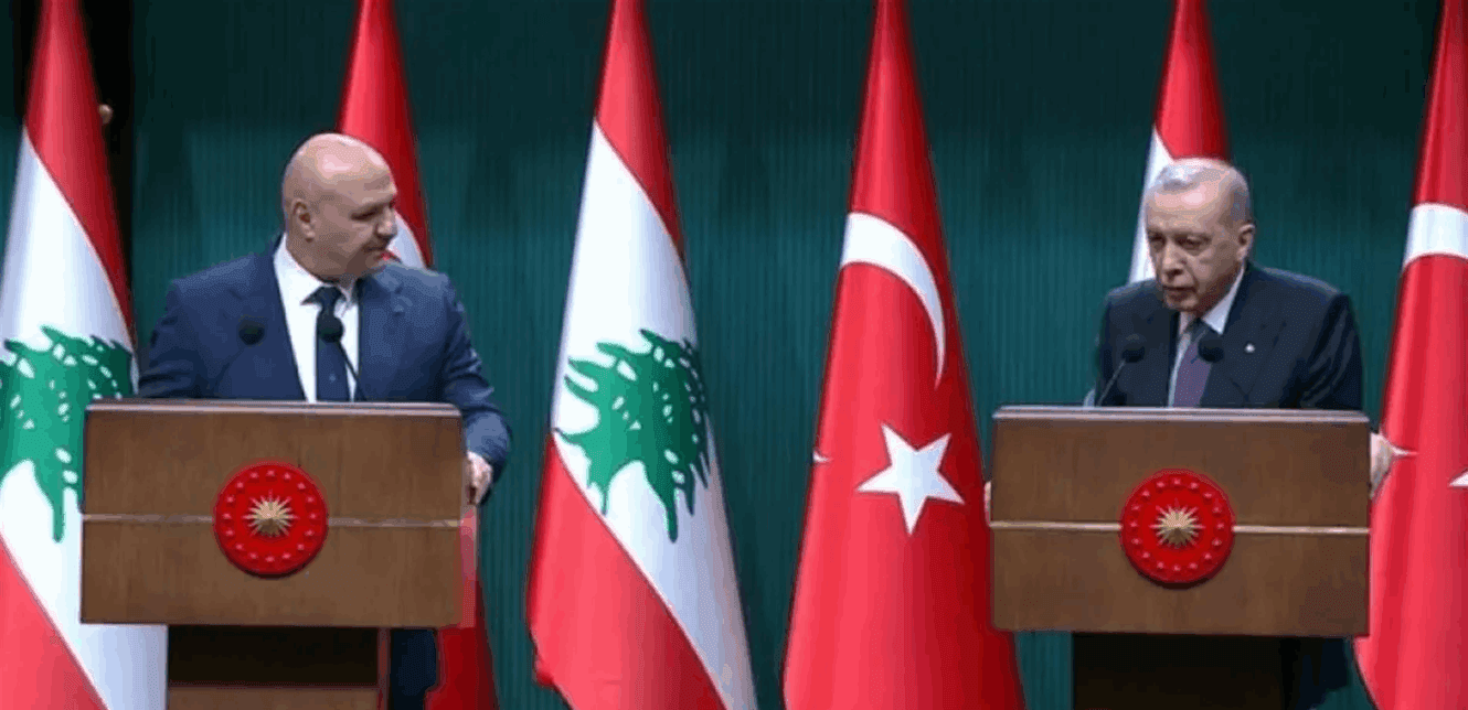 إردوغان يعبر عن دعم المبادرات اللبنانية