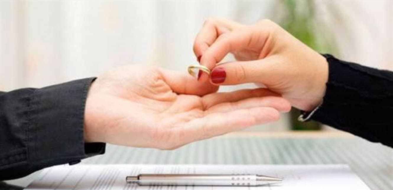 عارضة الأزياء تنفصل عن خطيبها الملياردير لسبب مهم