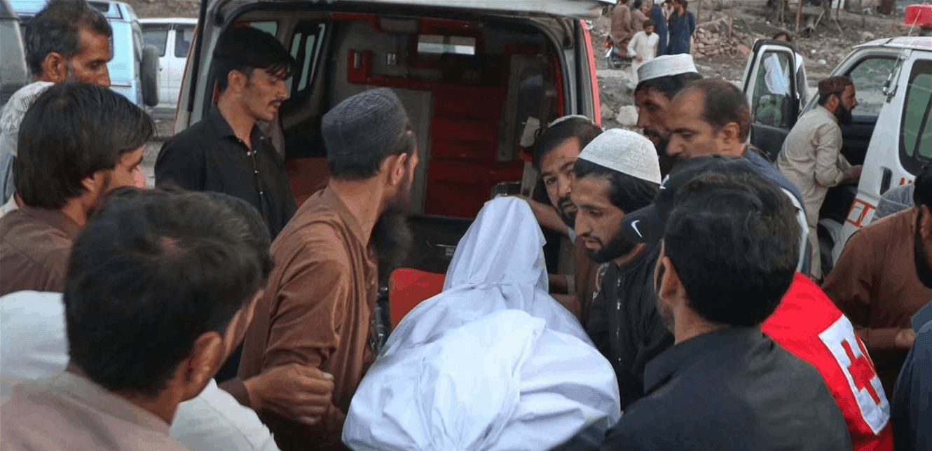 انفجار بموقع منجم في باكستان يوقع 32 قتيلاً وعالقين