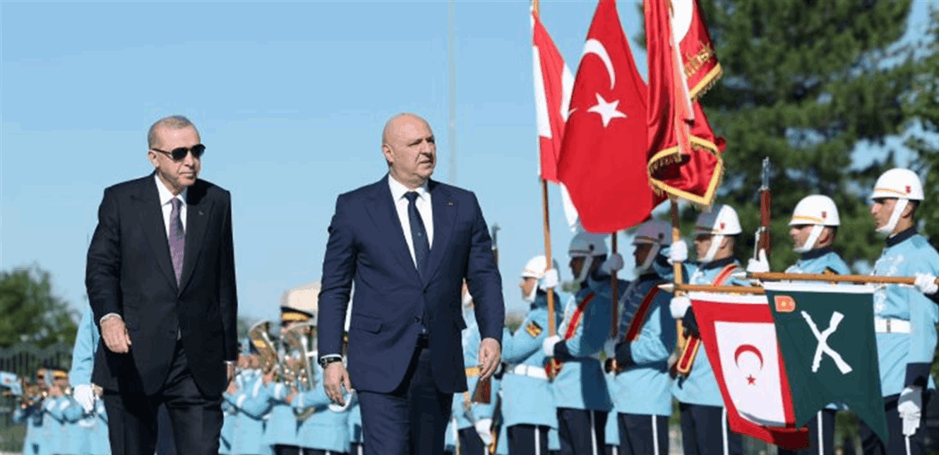 أردوغان يوصي عون بالسعي لعلاقات مع سوريا