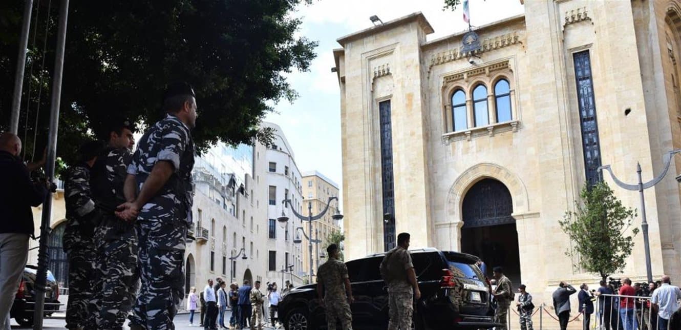 جلسة برلمانية لمناقشة النفط