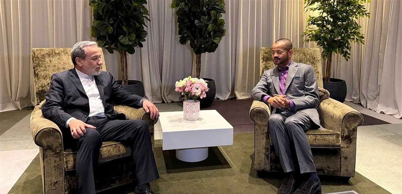 Omani Foreign Minister Visits Tehran for Hurmuz Talks