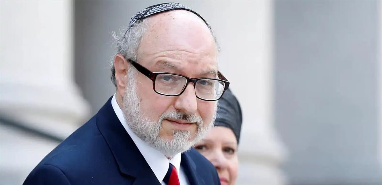 Spy Infiltrates Israeli Politics