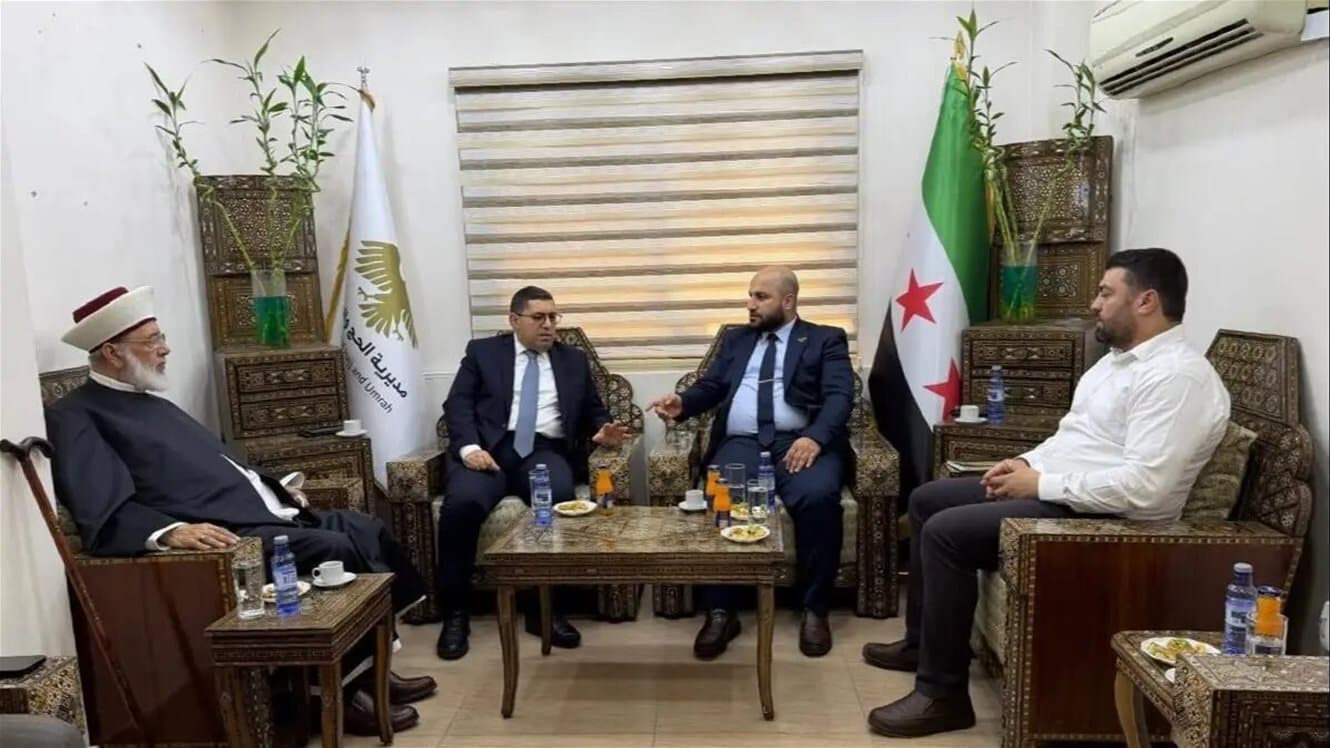 Al-Makawi and Al-Kurdi Visit Syrian Hajj Office