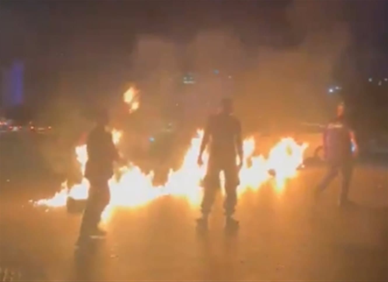 Retired soldiers block roads and protest