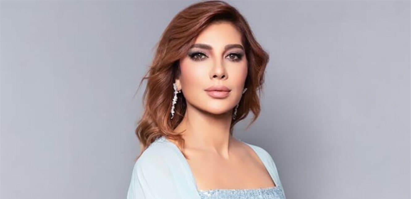 نقابة الفنانين السوريين ترد على تدمير صور أصالة في دمشق