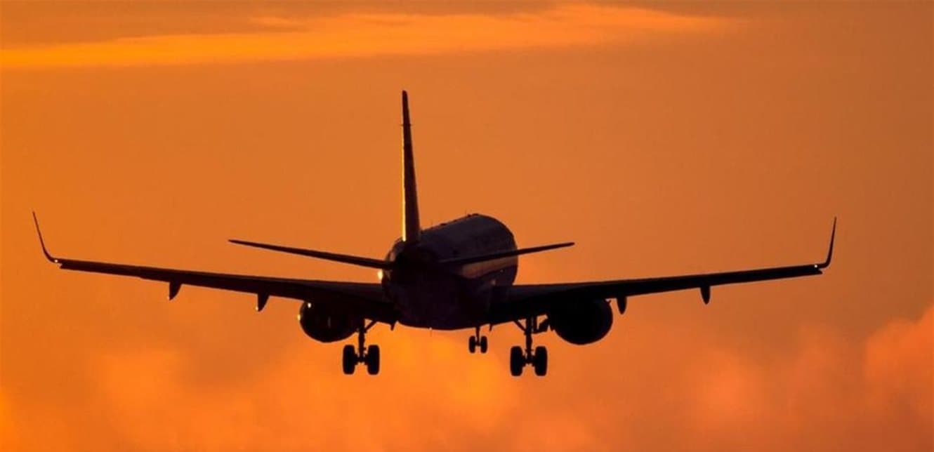 Airline chaos captured on plane video