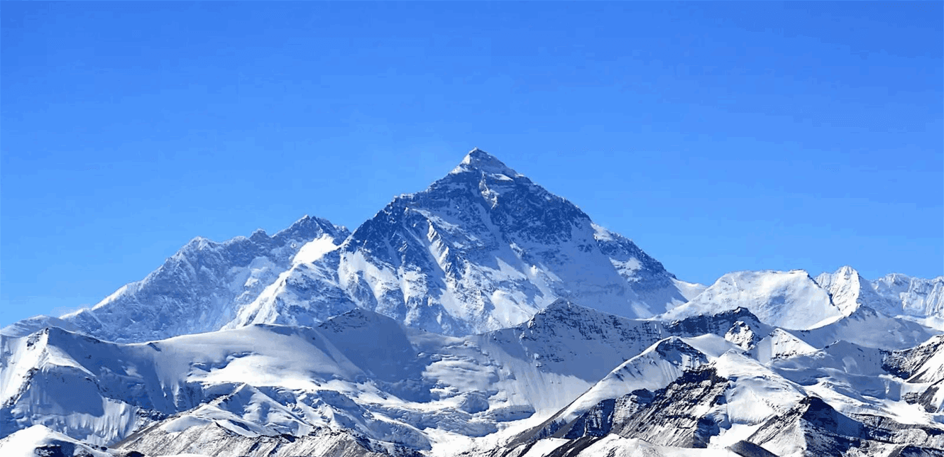 Nepal Avalanche Claims 15 Lives