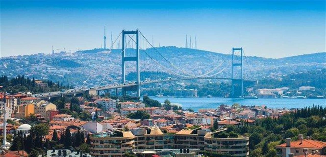Turkish tourist area narrowly avoids disaster