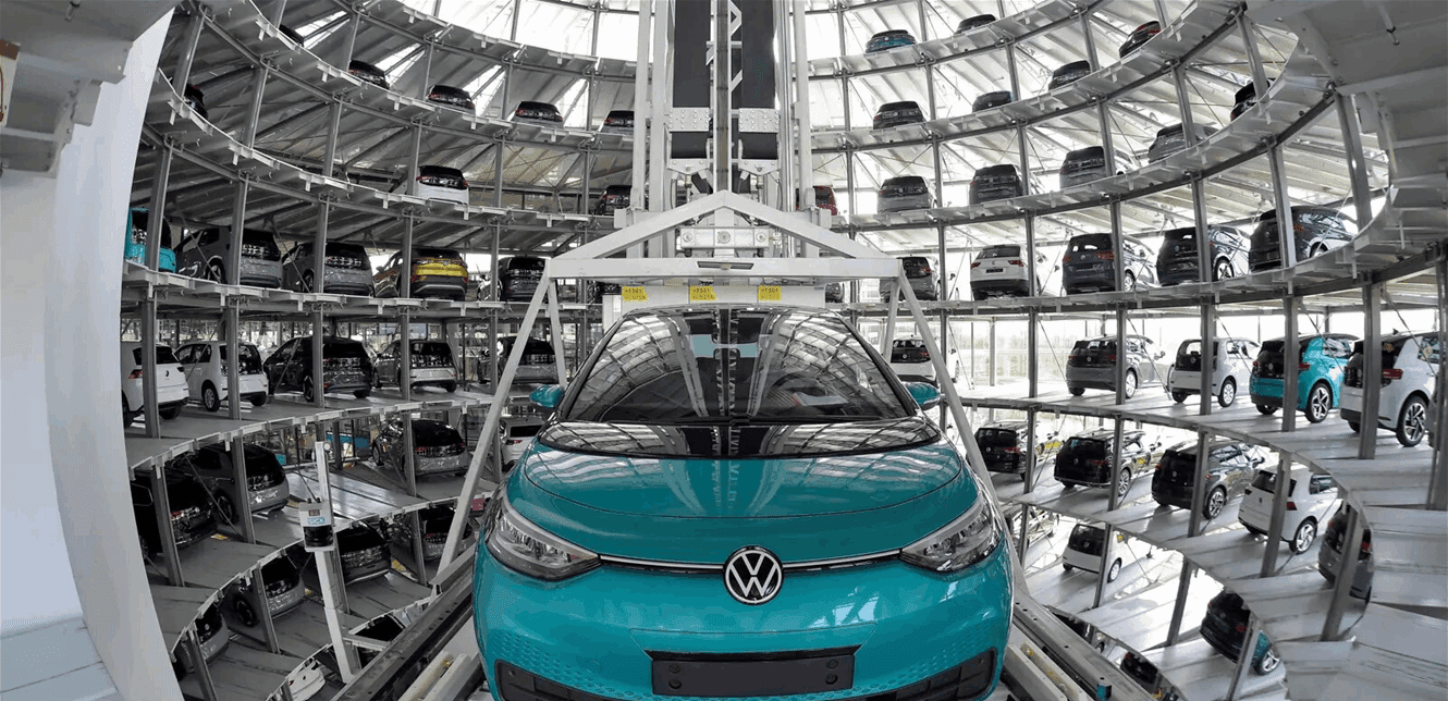 German auto giant suffers setback