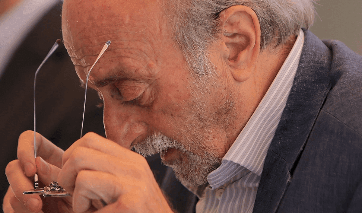 Jumblatt's political stance explained