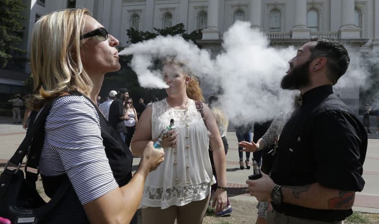 Health Risks of Electronic Smoking