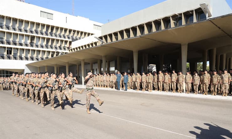 احتفال رمزي بالعيد الـ81 للجيش